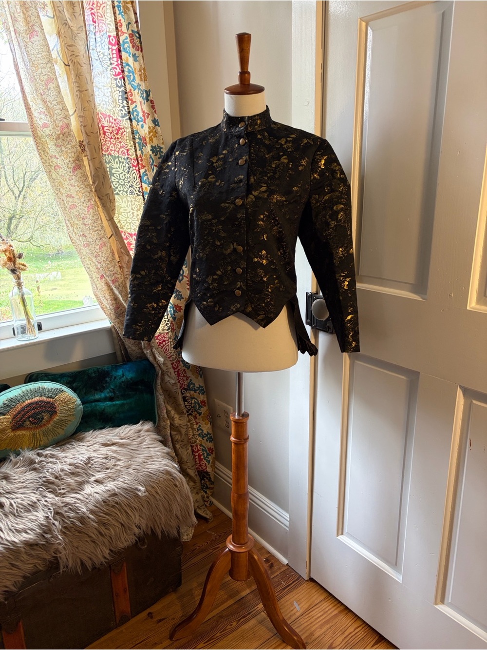🖤Kate Moss for Zara Black Jacket with Gold Brocade Accents🖤